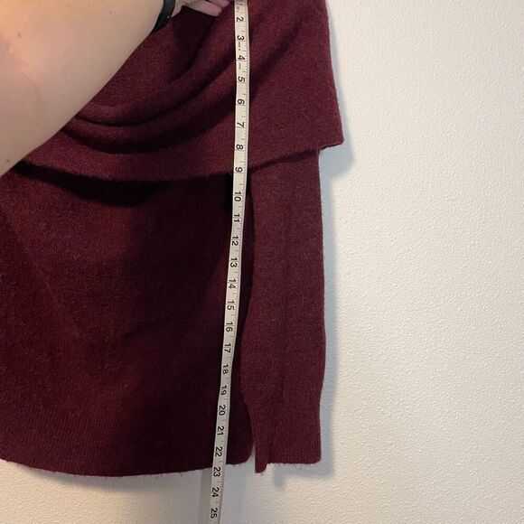 Club Monaco Off The Shoulder Burgundy Wool Blend Sweater Size Large - Picture 3 of 9